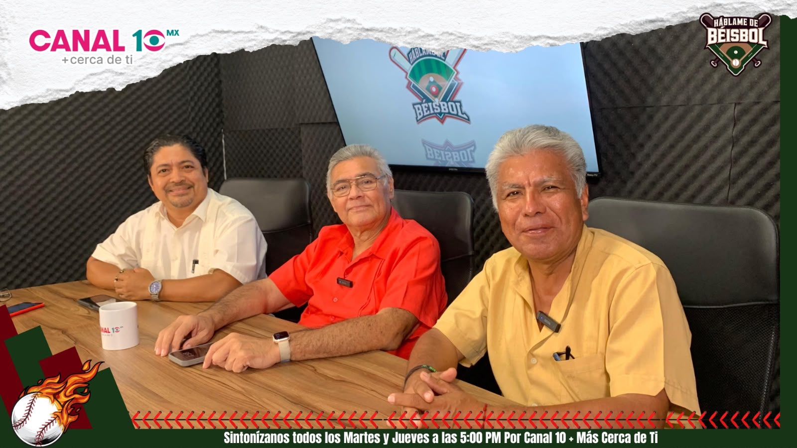 Equipo e invitado en cabina
